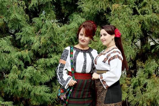 Farmecul și originalitatea cămășii&nbsp;naționale