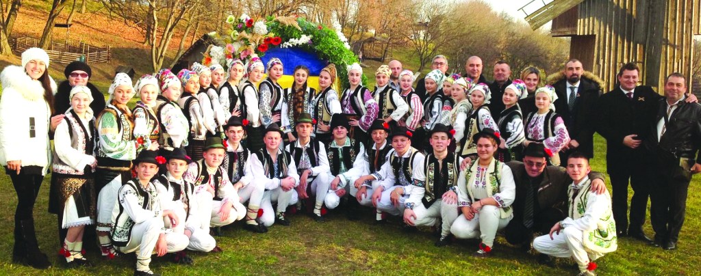 La mulți ani, frați români de&nbsp;pretutindeni!