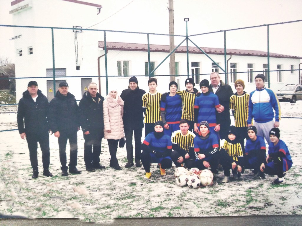 La Ostriţa a fost inaugurat un teren de&nbsp;mini-fotbal