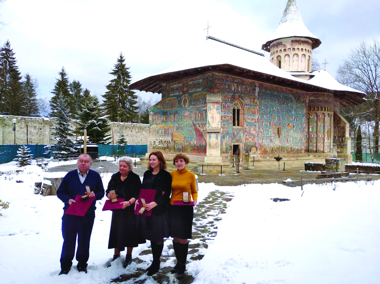 BUCURII ȘI DARURI DUHOVNICEȘTI DE LA HRAMUL SFÂNTULUIDANIIL SIHASTRUL