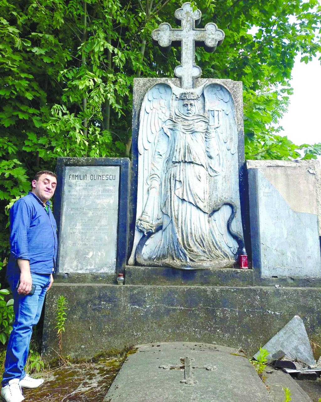 SE  CAUTĂ  OAMENI ȘI&nbsp;MORMINTE￼