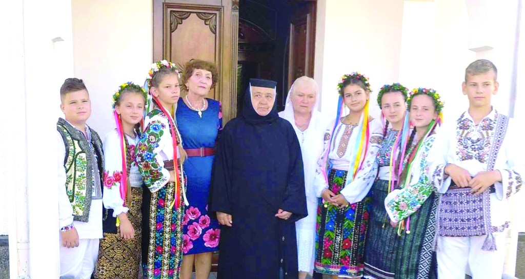 DRAGOSTE  FRĂȚEASCĂ  DE  LA  FILIALA ARĂDEANĂ  A  ASOCIAȚIEI  PRO  BASARABIA ȘI&nbsp;BUCOVINA