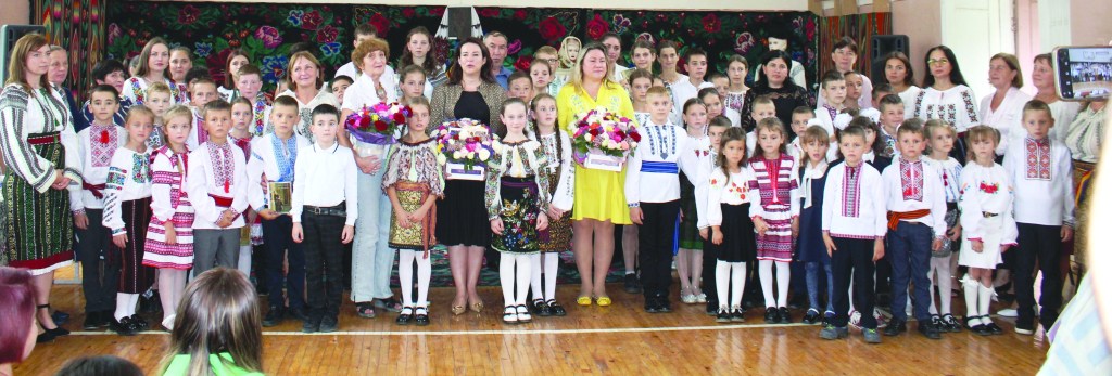 CU  POEZIA  CÂNTATĂ,   LA  ȘCOALA  DIN PROBOTEȘTI,  ACOLO  UNDE  SE  ÎNVAȚĂ  ȘI  SE TRĂIEȘTE&nbsp;ROMÂNEȘTE