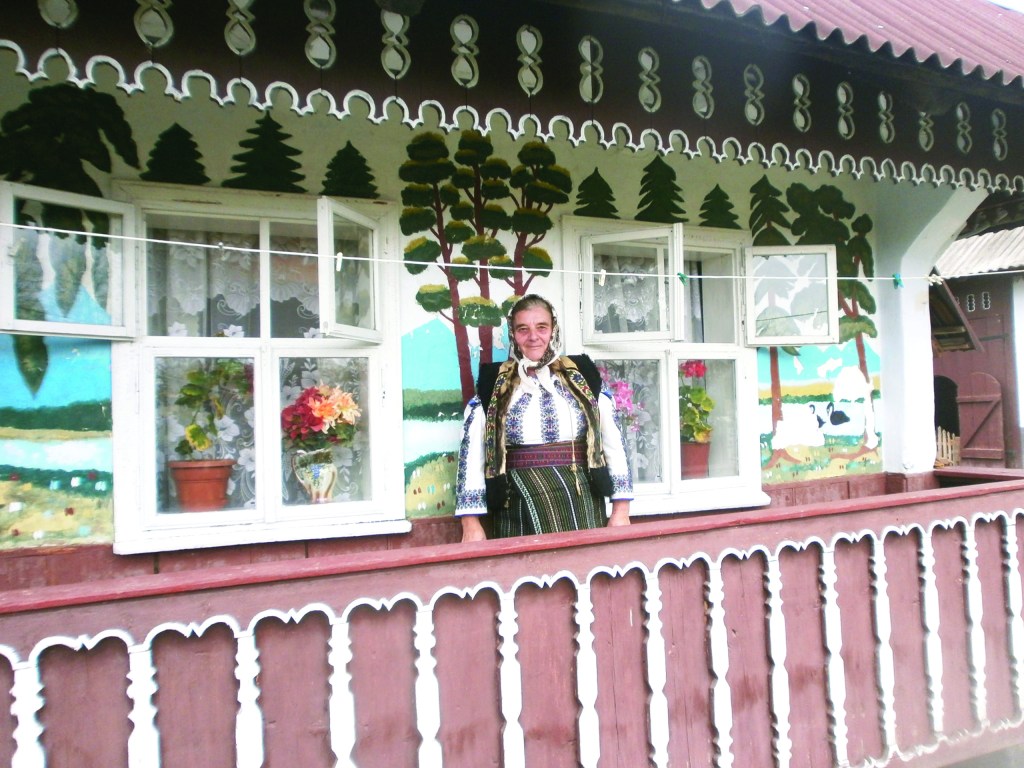 Meșterița populară Felicia Ungureanu la 80 de&nbsp;ani