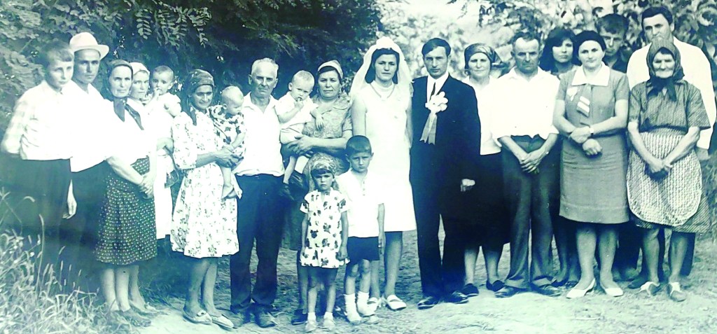 O soră şi doi fraţi, înmormântaţi în diferite colţuri ale&nbsp;lumii