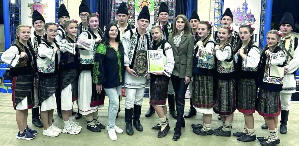 Ansamblul MUGUREL la 20 de ani de&nbsp;activitate